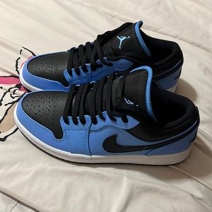 Air Jordan 1s (University Blue Black)